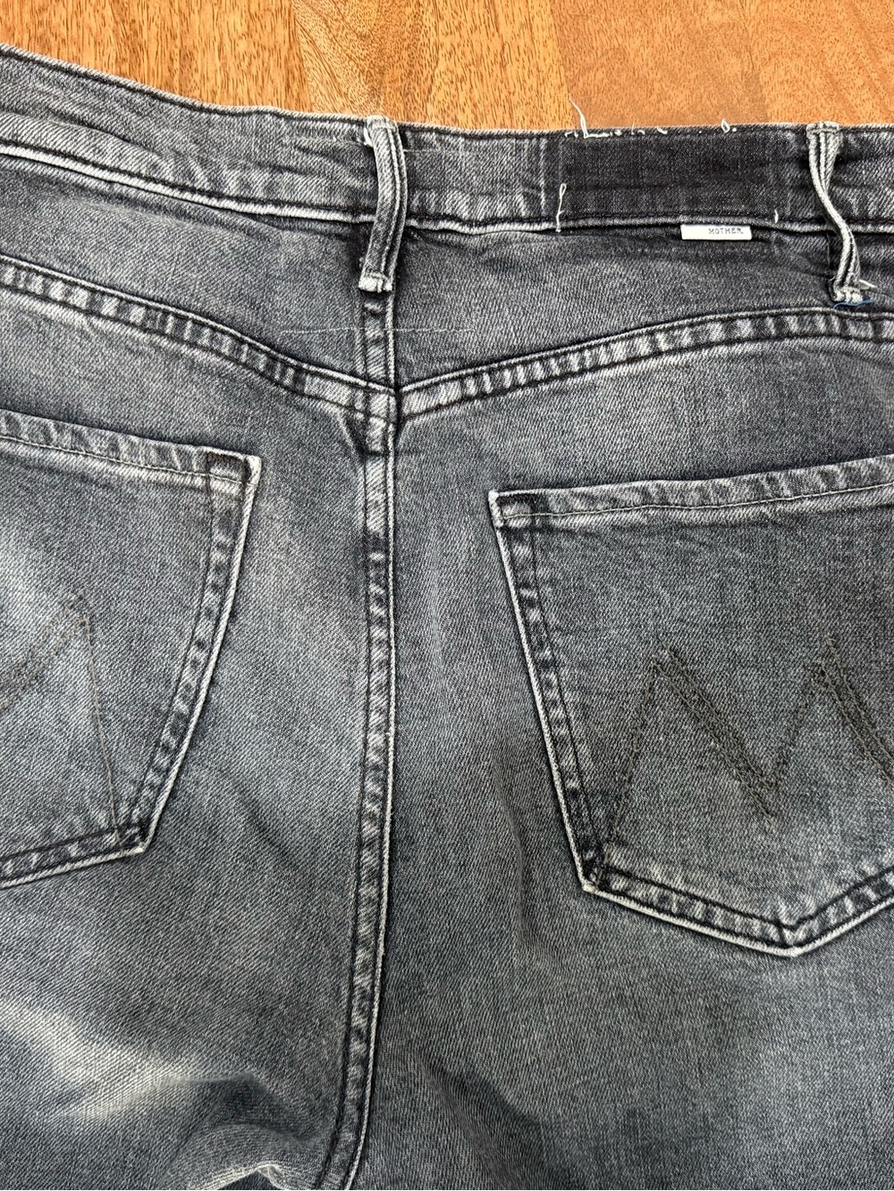 MOTHER Denim Half Pipe Flood Black Jeans - Size 27 - Picture 5 of 7